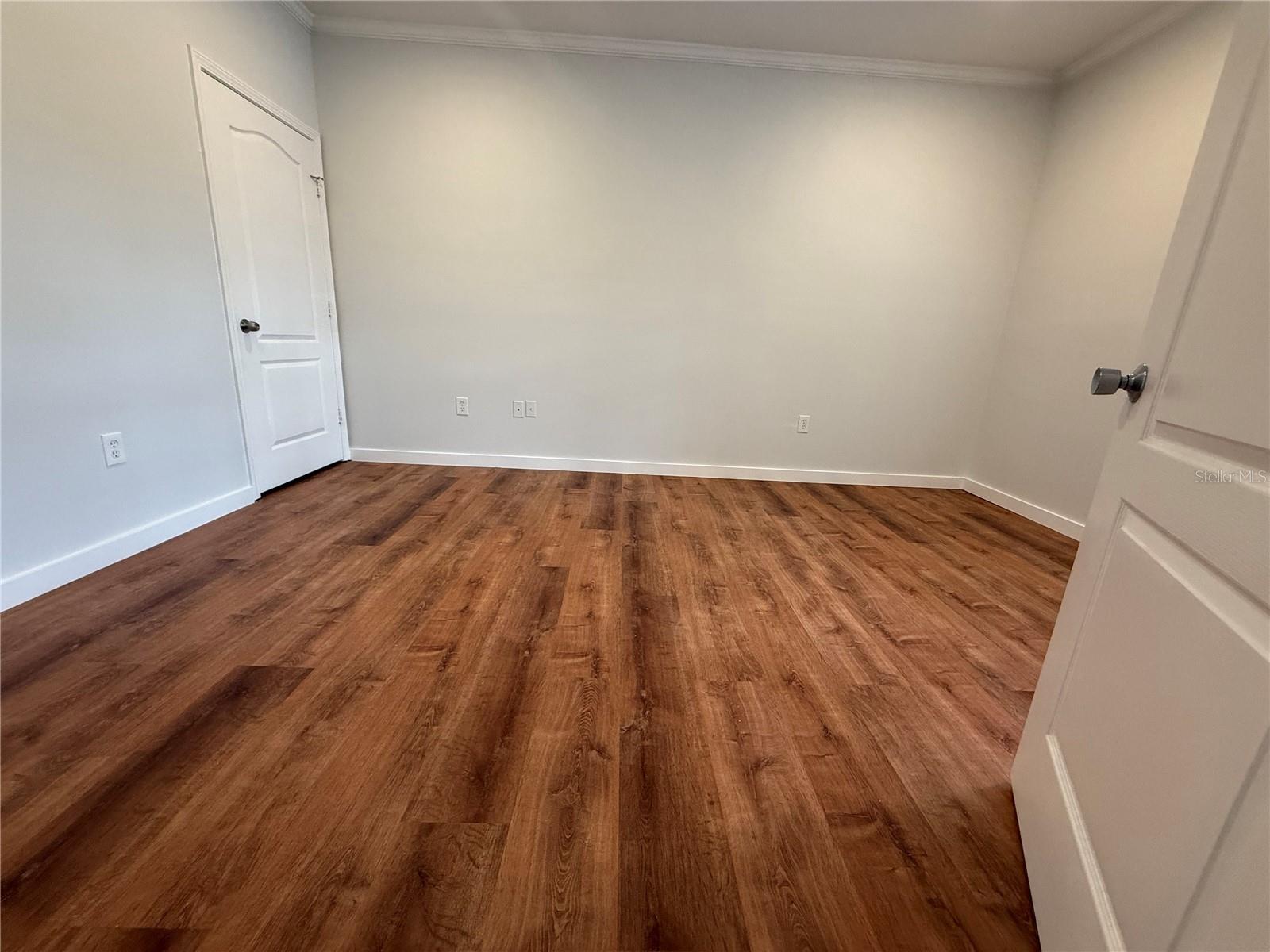 Image 8 of 14 For 10441 Villa View Circle 10441