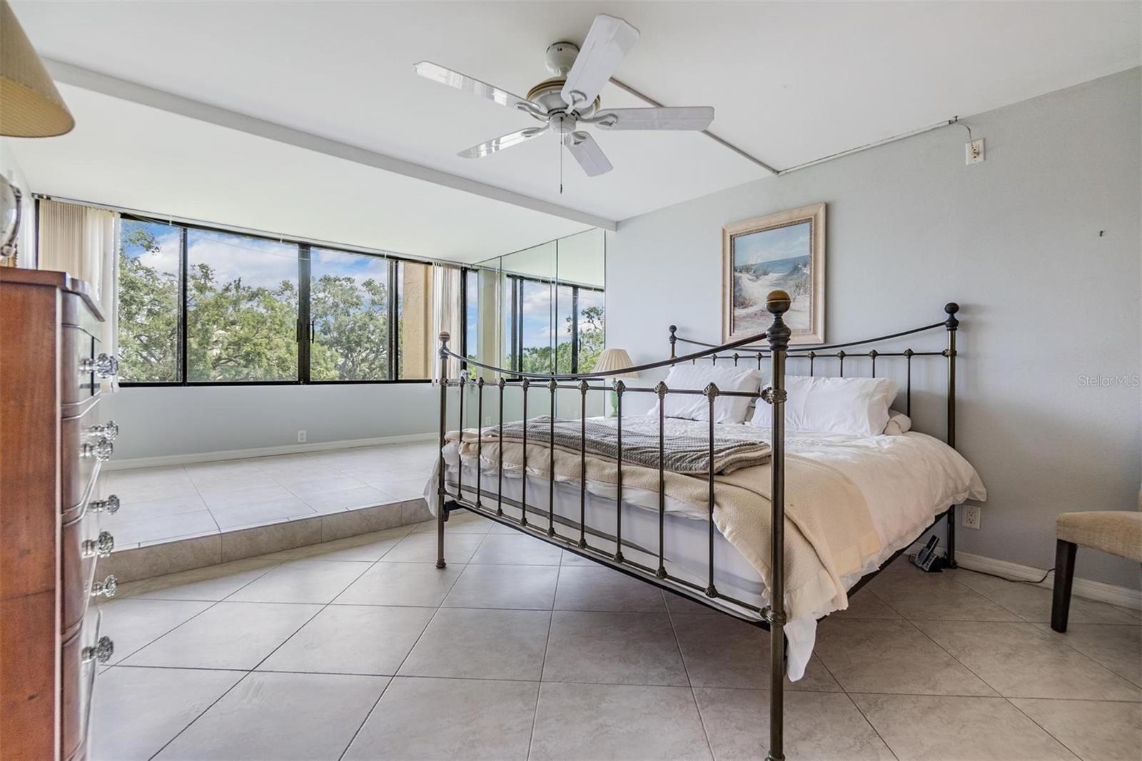 Image 16 of 49 For 2621 Cove Cay Drive 302