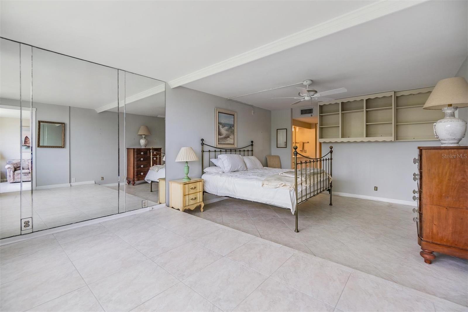 Image 19 of 49 For 2621 Cove Cay Drive 302