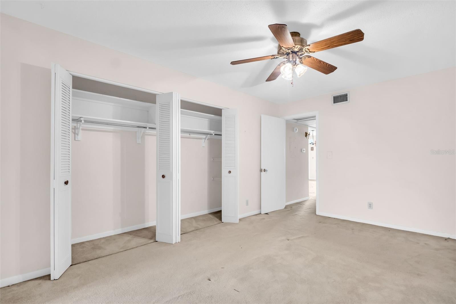 Image 17 of 31 For 5720 13th Avenue N 207b