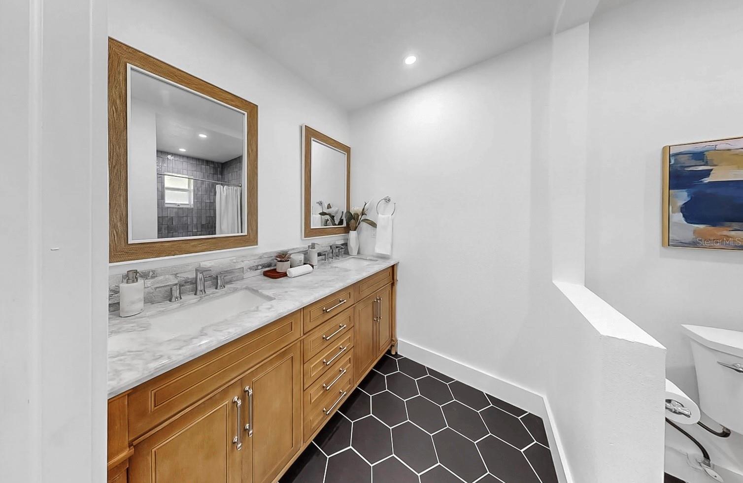 Image 41 of 68 For 9903 Saddle Road