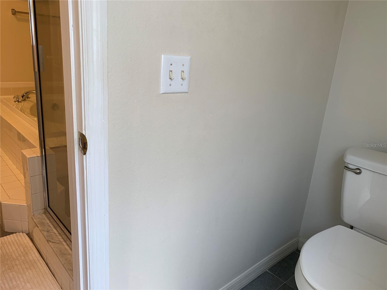 Image 18 of 50 For 11513 Andy Drive