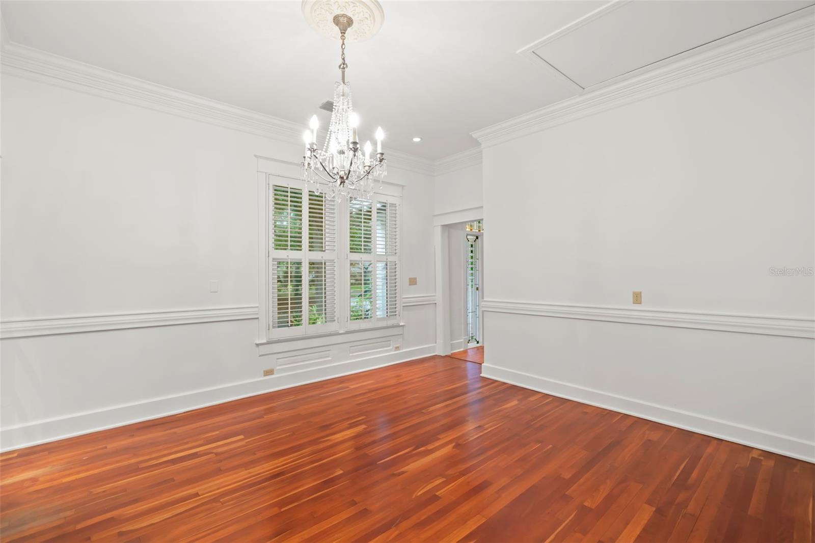 Image 12 of 42 For 1400 Cherry Street Ne