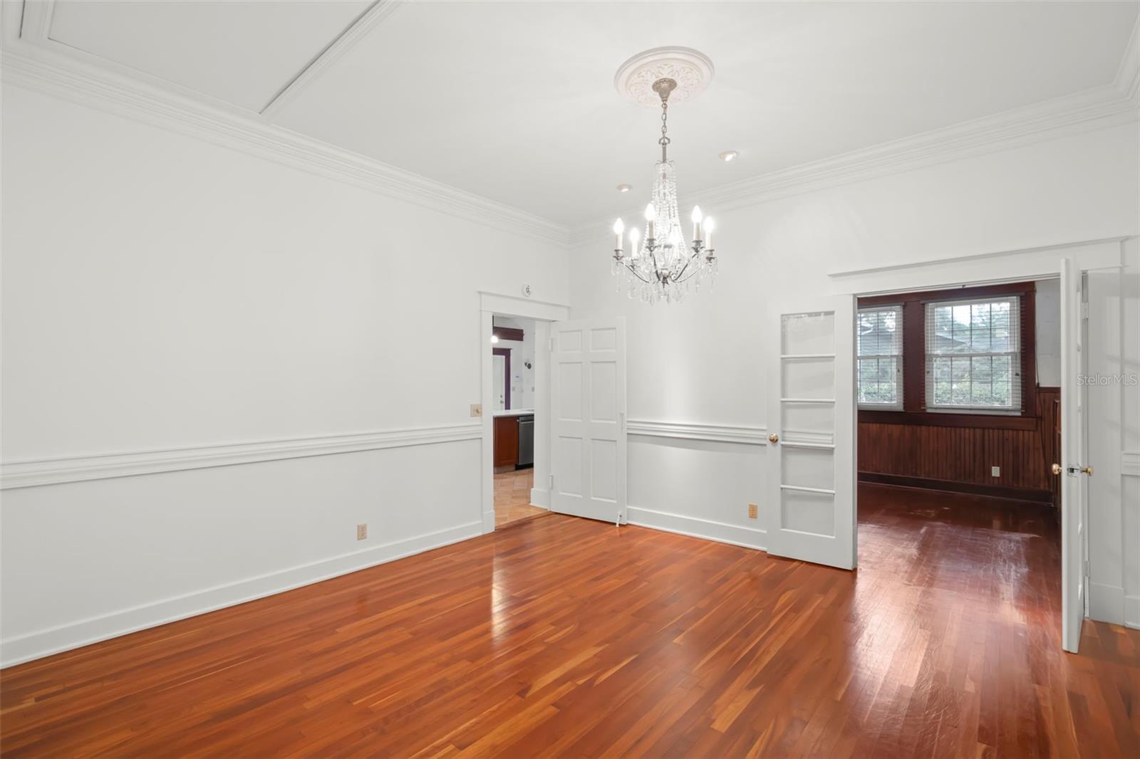 Image 13 of 42 For 1400 Cherry Street Ne