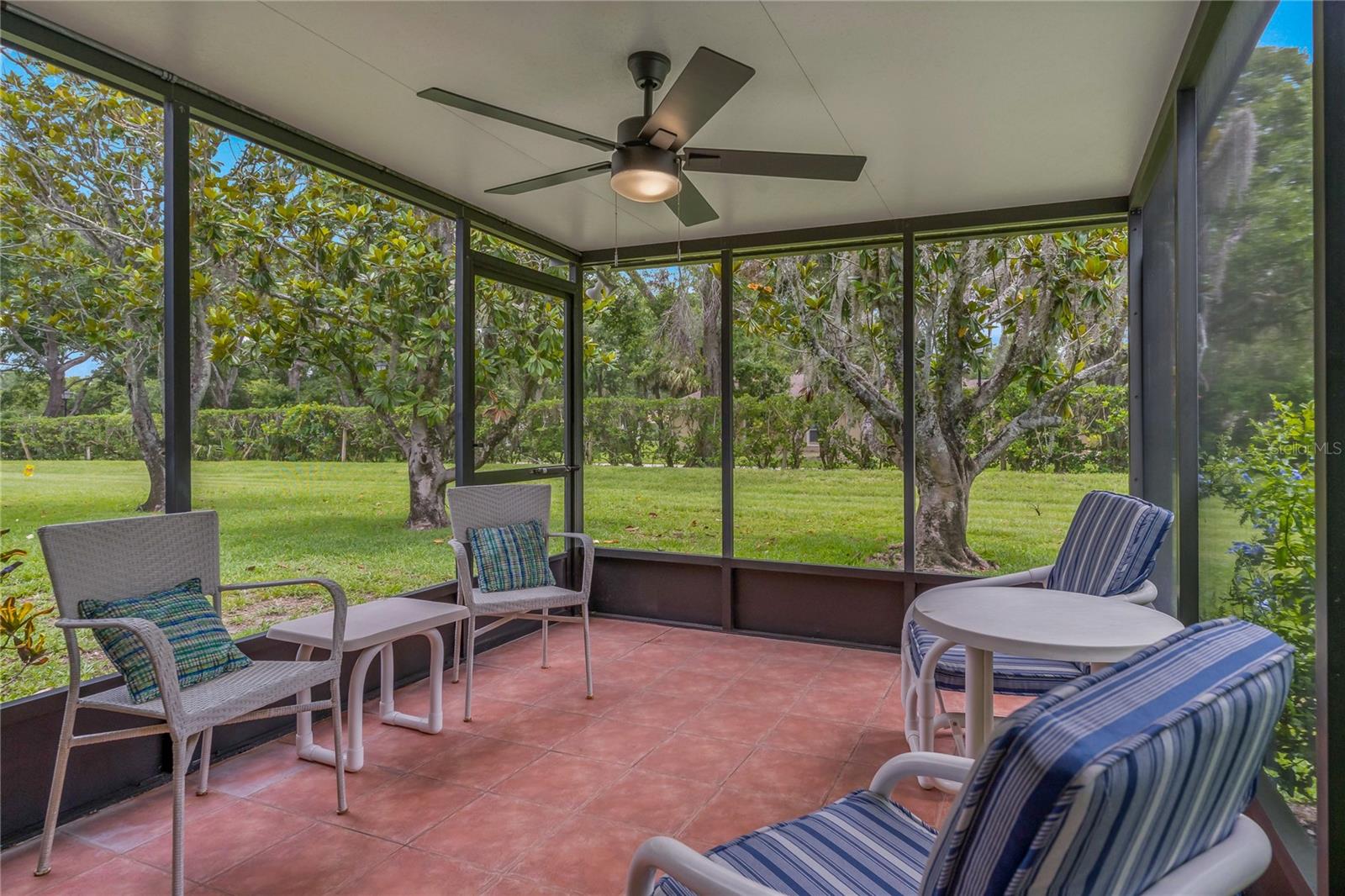Image 10 of 60 For 1401 Camelot Court