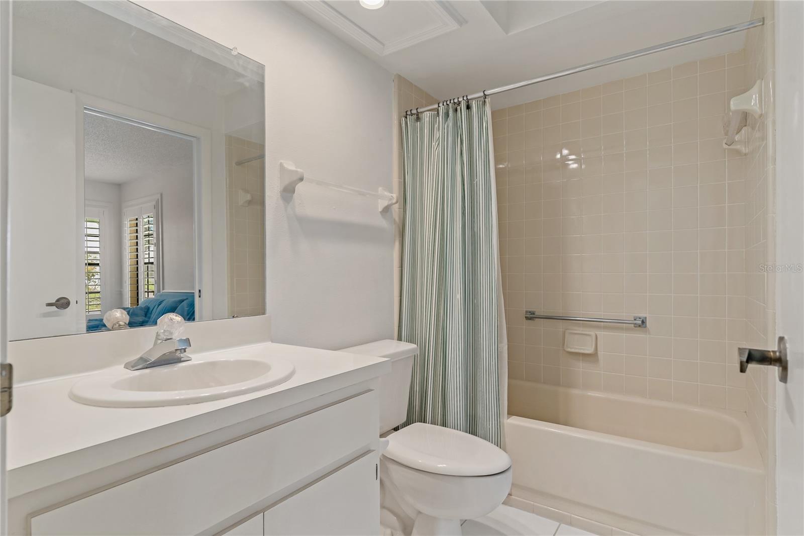 Image 30 of 60 For 1401 Camelot Court