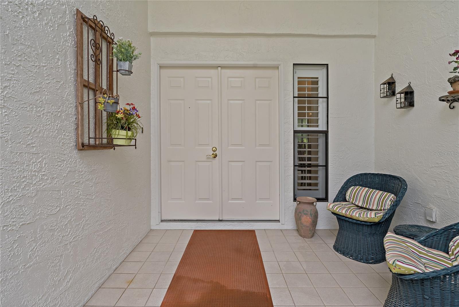 Image 9 of 60 For 1401 Camelot Court