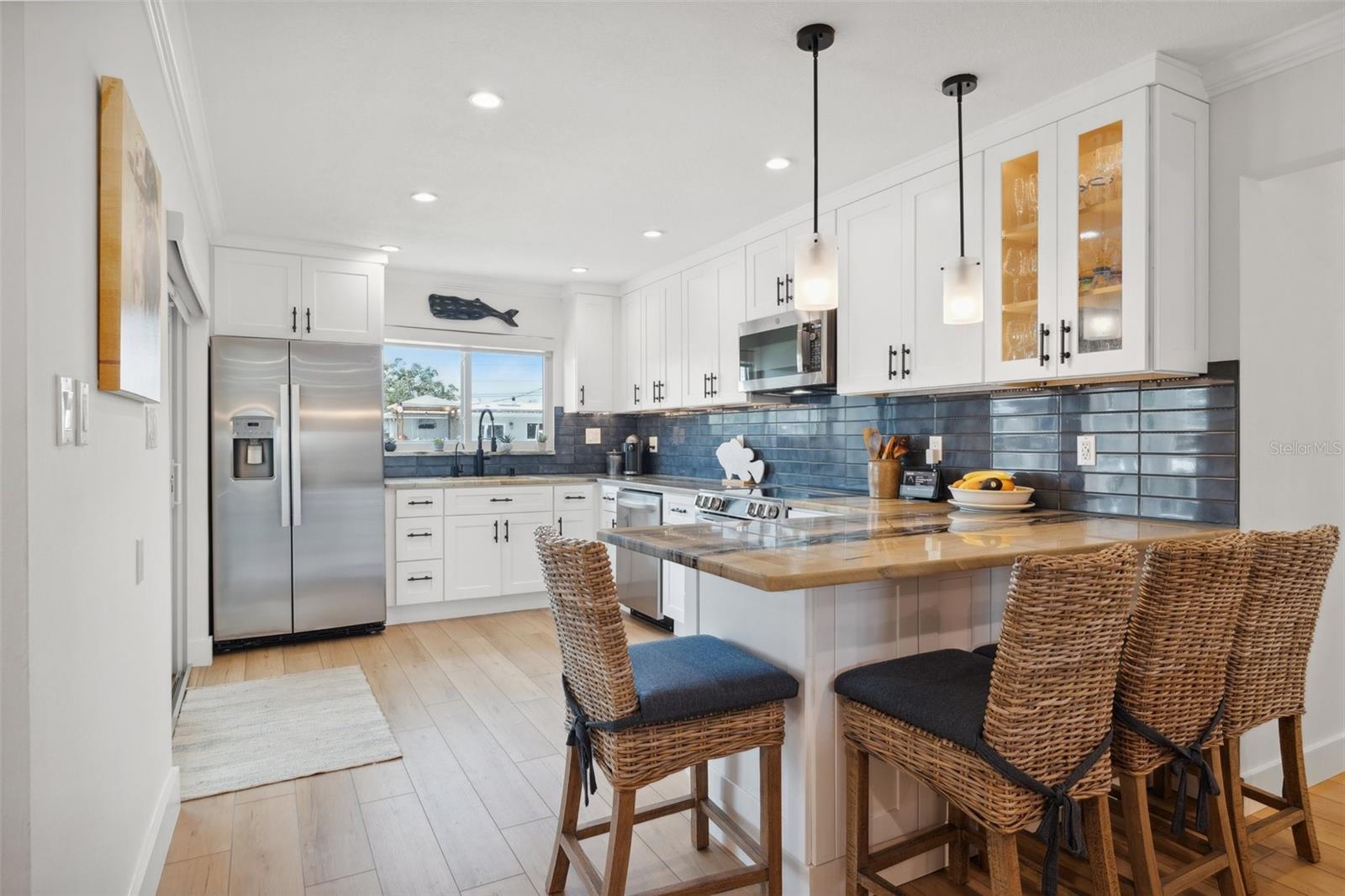 Image 35 of 75 For 1424 47th Avenue Ne