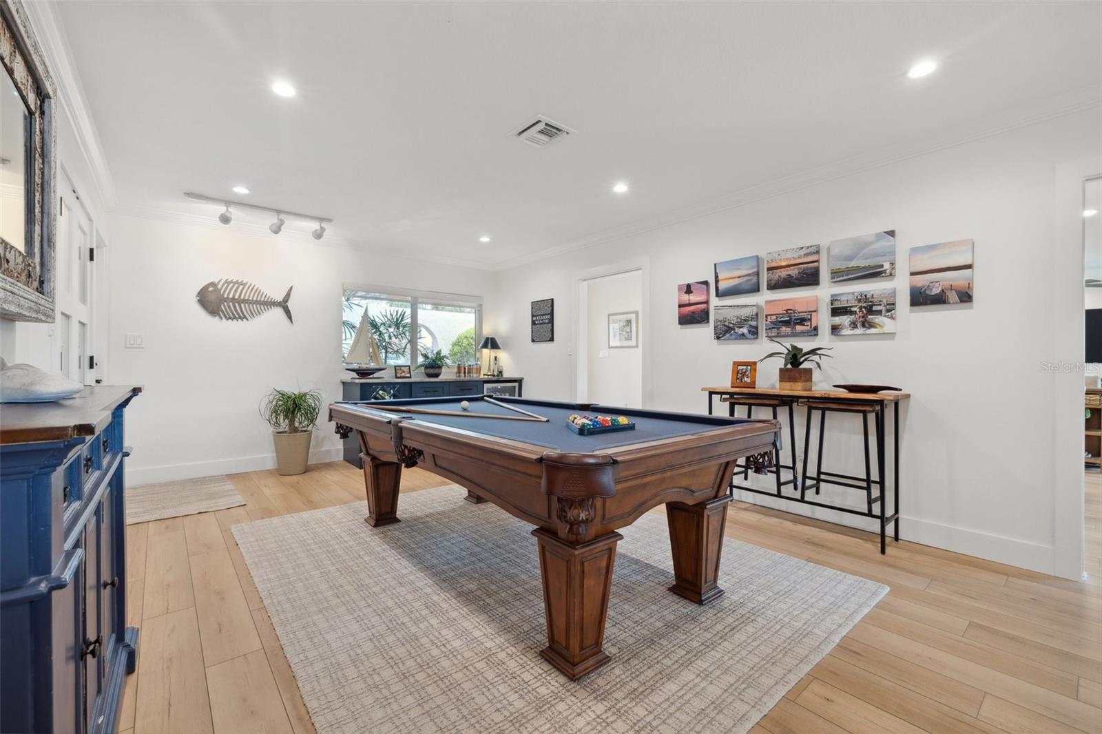 Image 37 of 75 For 1424 47th Avenue Ne