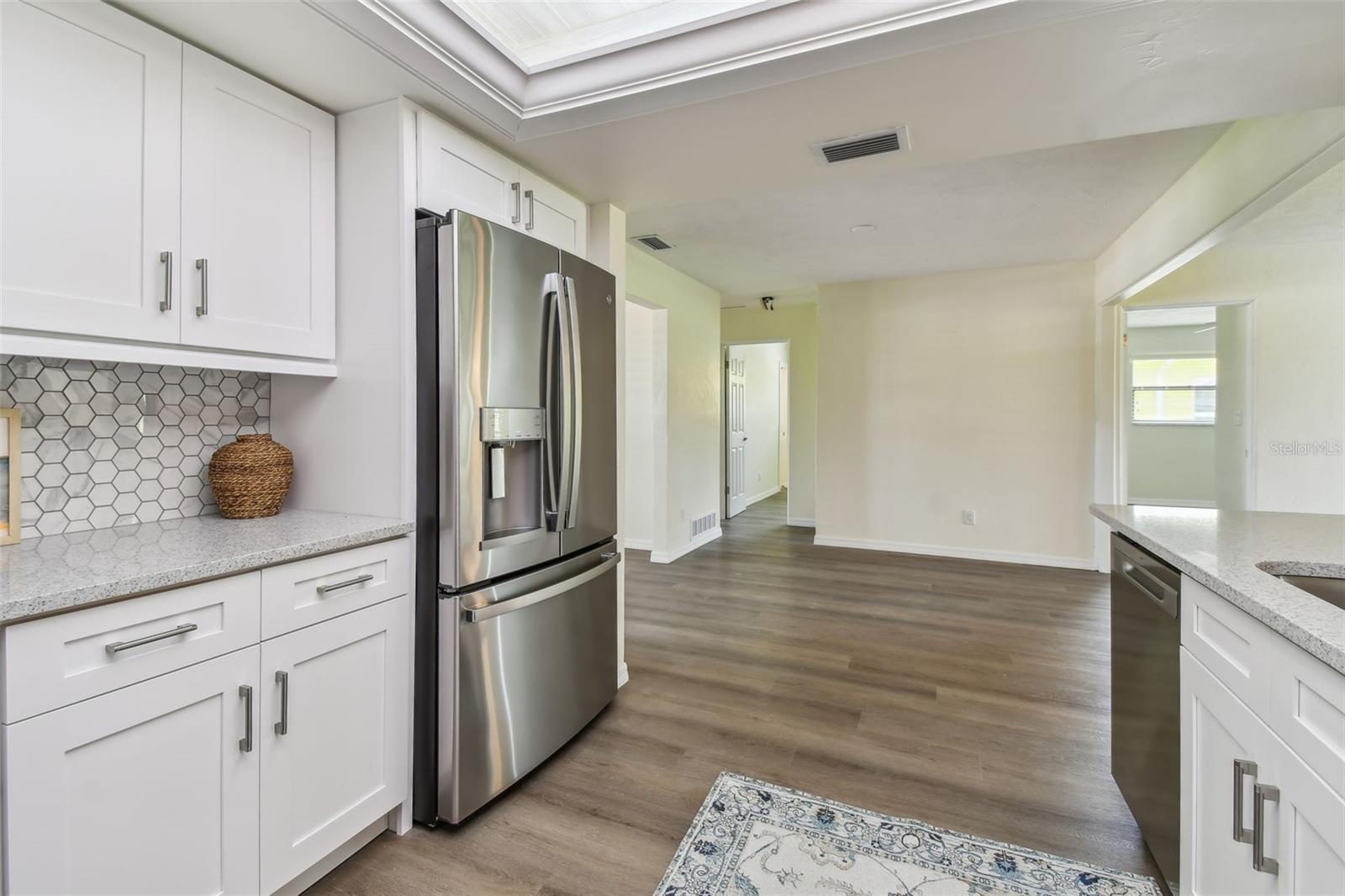 Image 18 of 53 For 1443 54th Avenue Ne