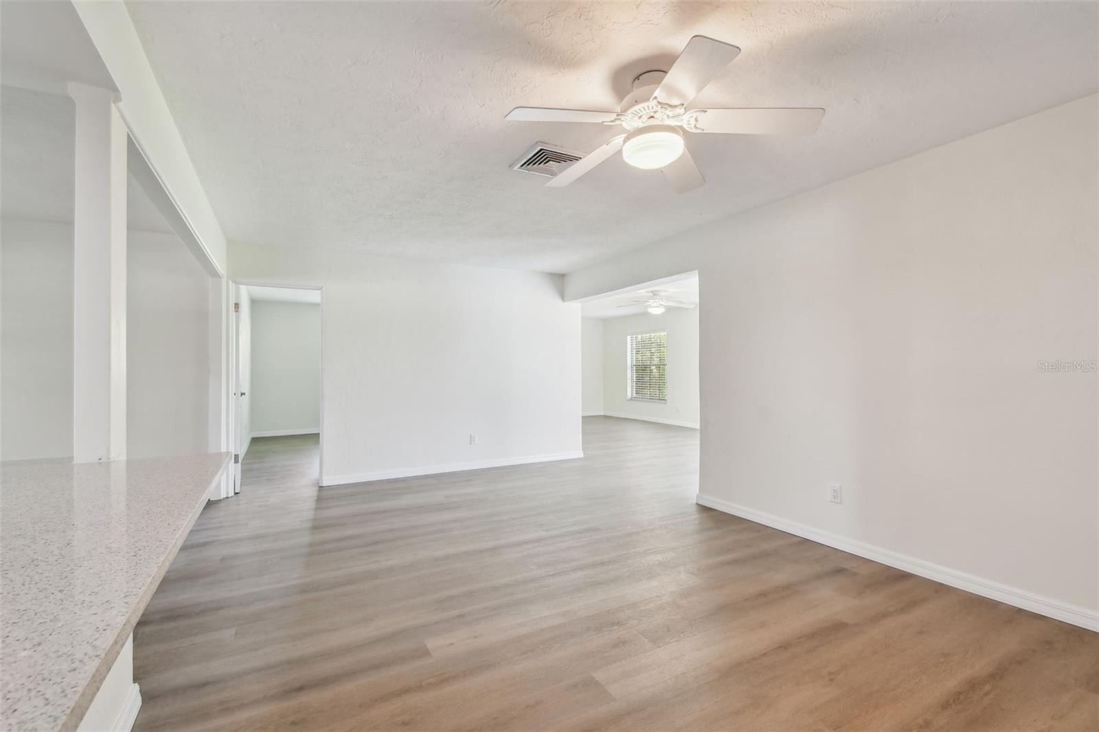 Image 21 of 53 For 1443 54th Avenue Ne