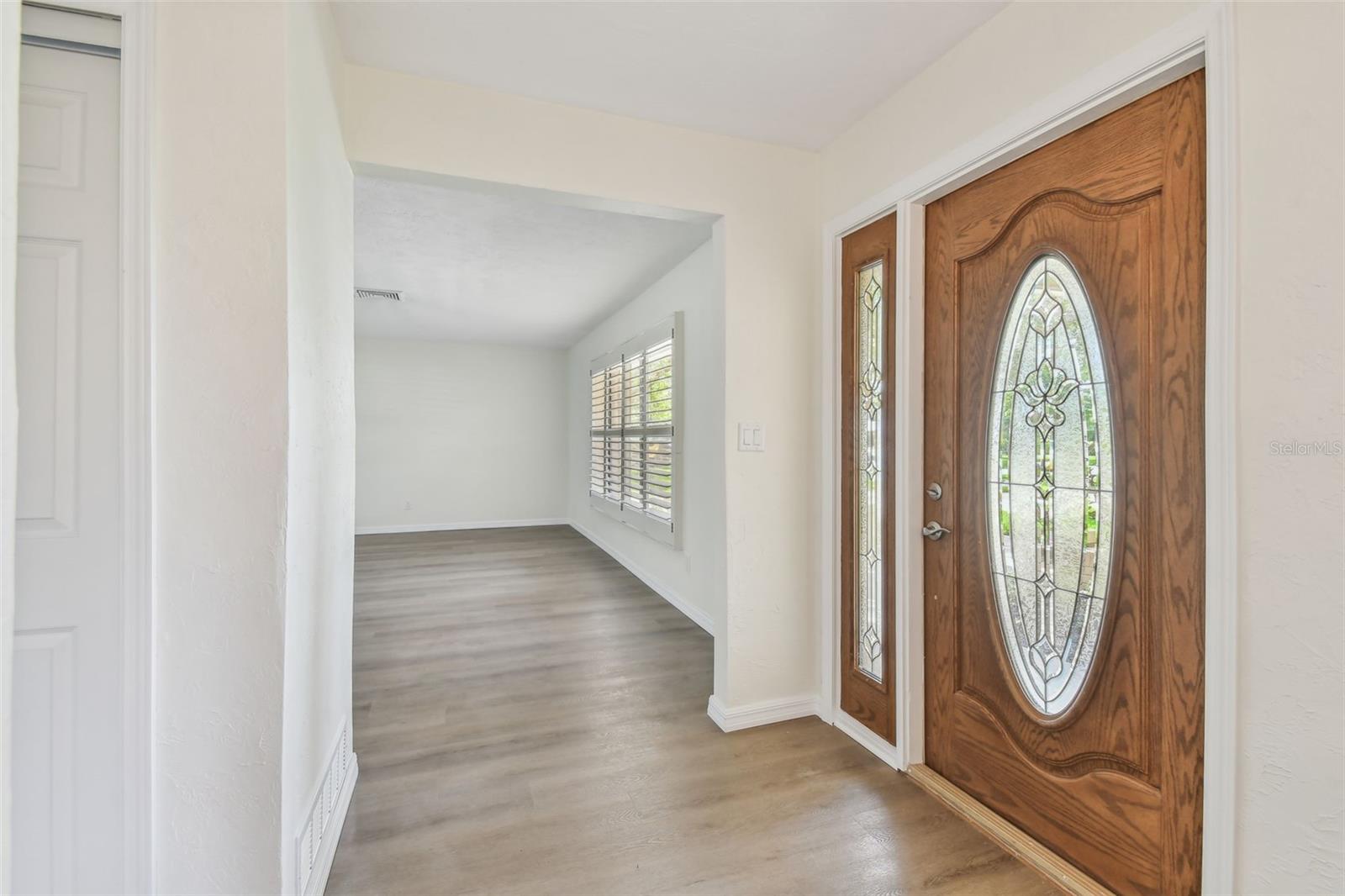 Image 9 of 53 For 1443 54th Avenue Ne