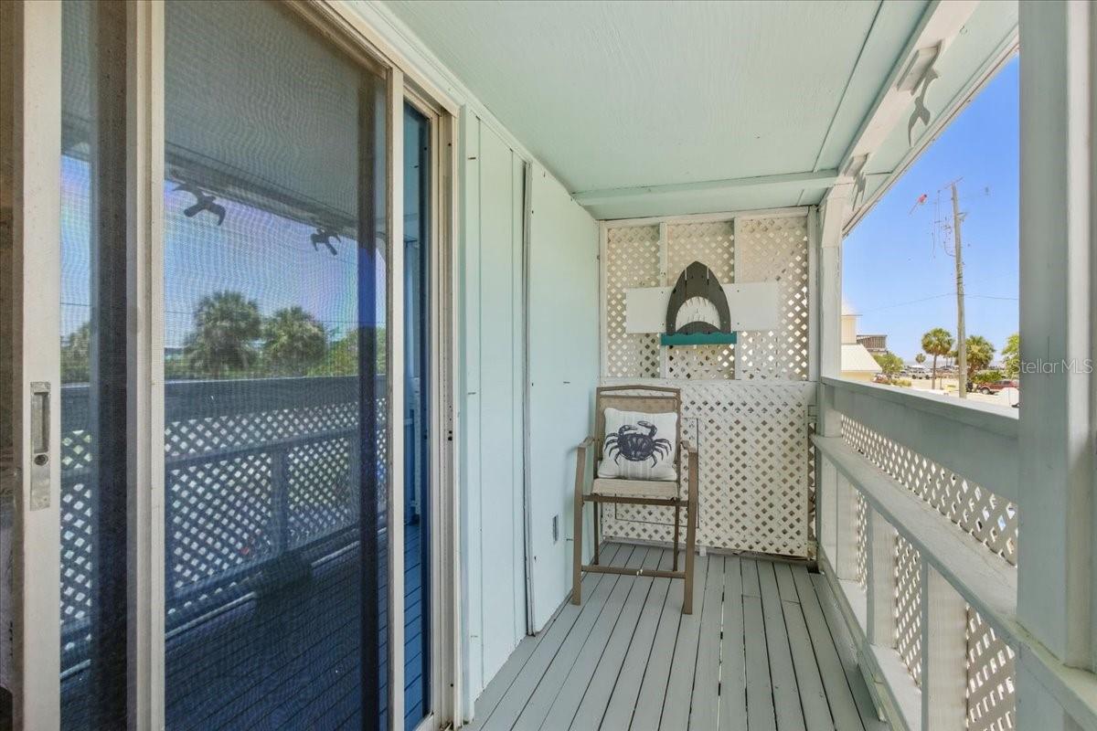 Image 21 of 42 For 511 1st Street