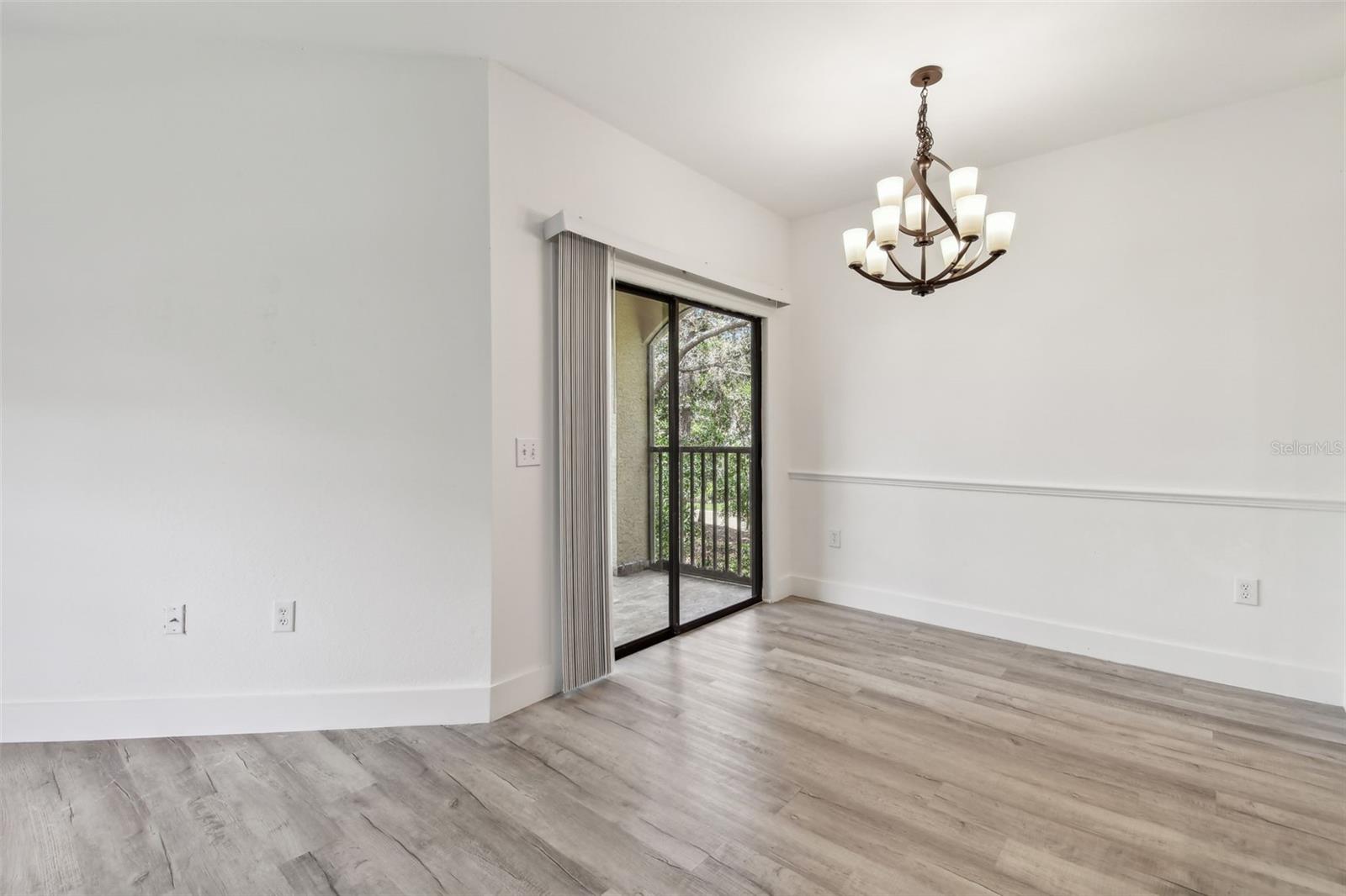 Image 10 of 50 For 2171 Portofino Place 27-2725