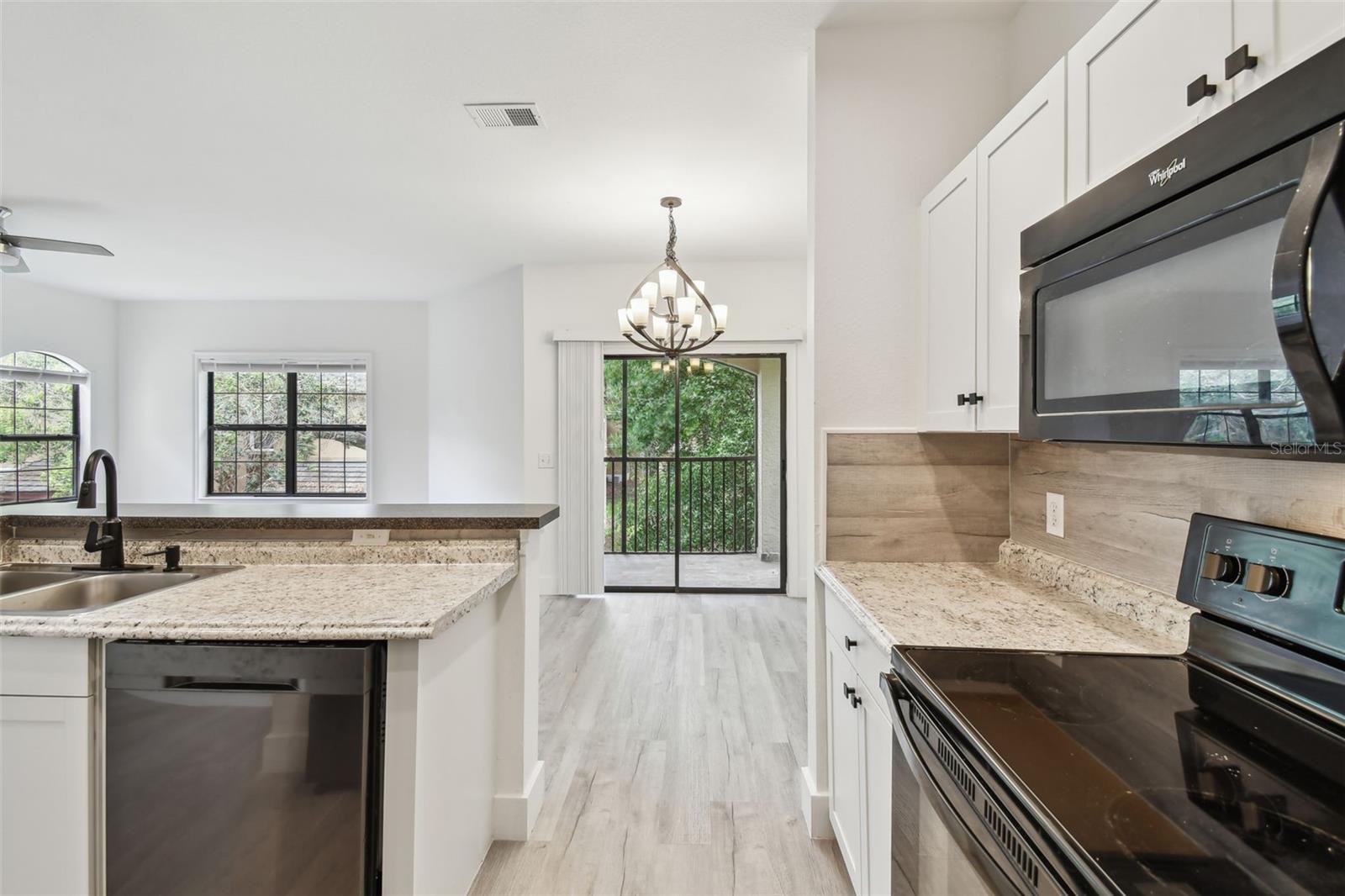Image 16 of 50 For 2171 Portofino Place 27-2725
