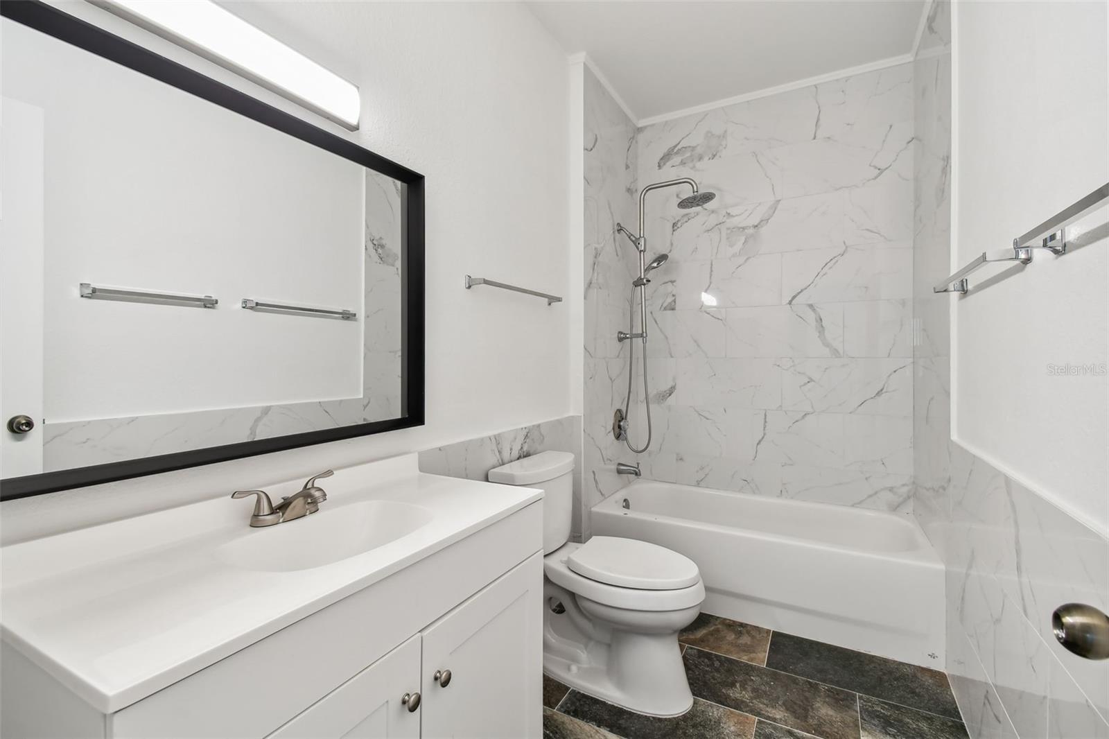 Image 25 of 50 For 2171 Portofino Place 27-2725