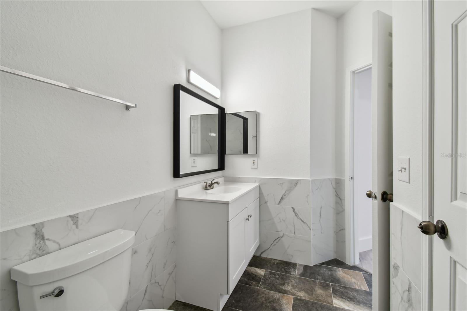 Image 32 of 50 For 2171 Portofino Place 27-2725