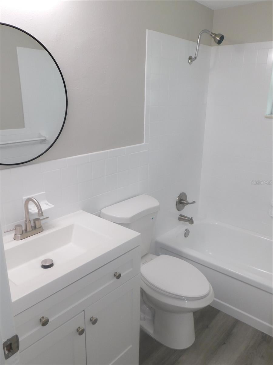 Image 16 of 30 For 4417 Kohler Street