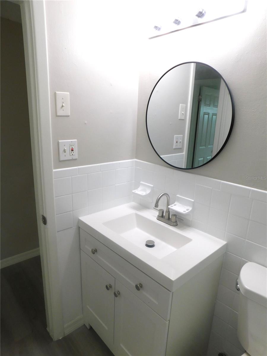 Image 18 of 30 For 4417 Kohler Street
