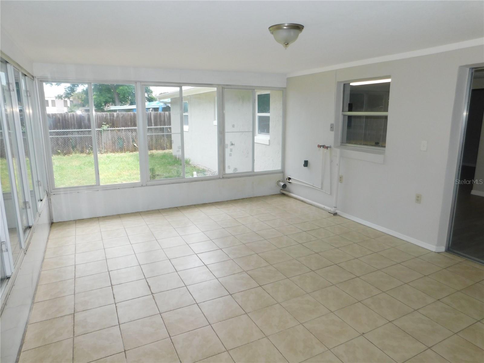 Image 24 of 30 For 4417 Kohler Street