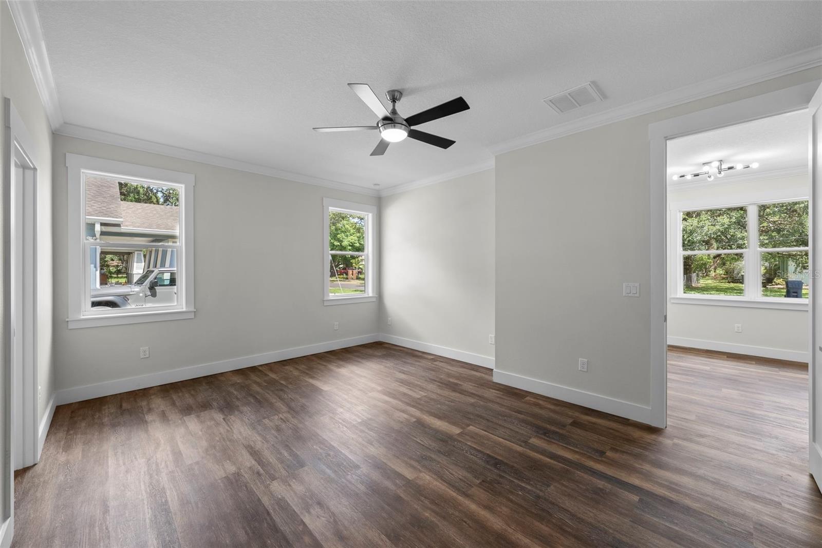 Image 21 of 34 For 5701 20th Street
