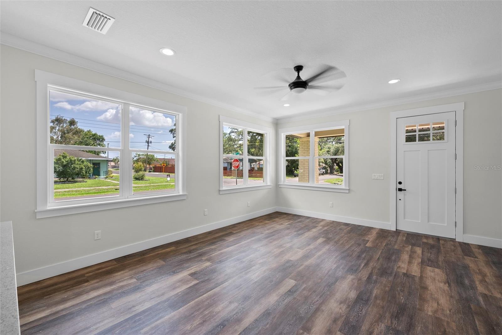 Image 8 of 34 For 5701 20th Street