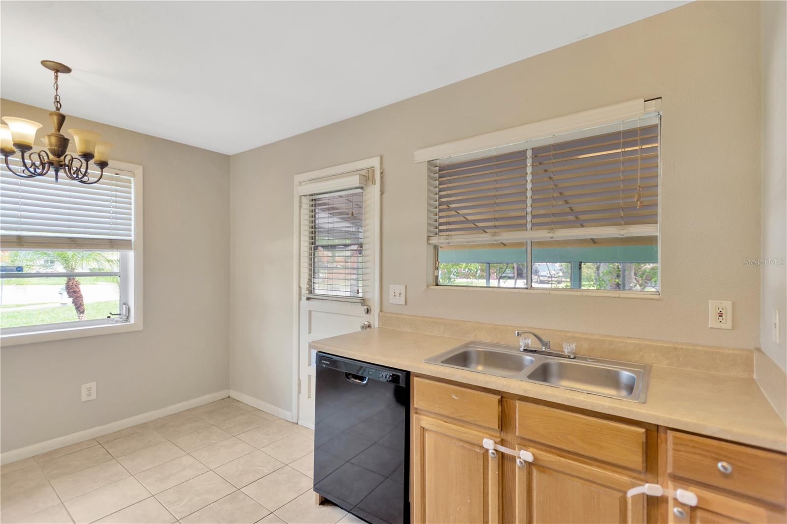 Image 12 of 29 For 6906 Cocos Drive