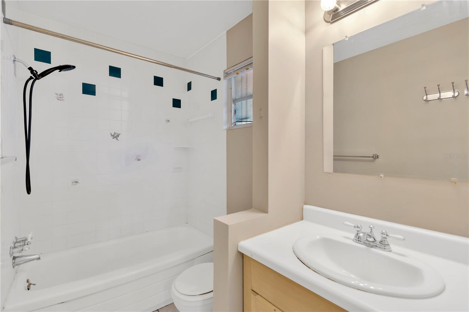 Image 15 of 29 For 6906 Cocos Drive
