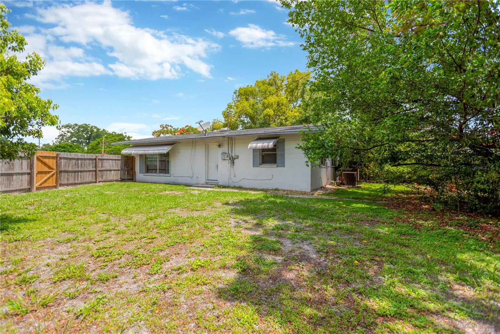 Image 28 of 29 For 6906 Cocos Drive