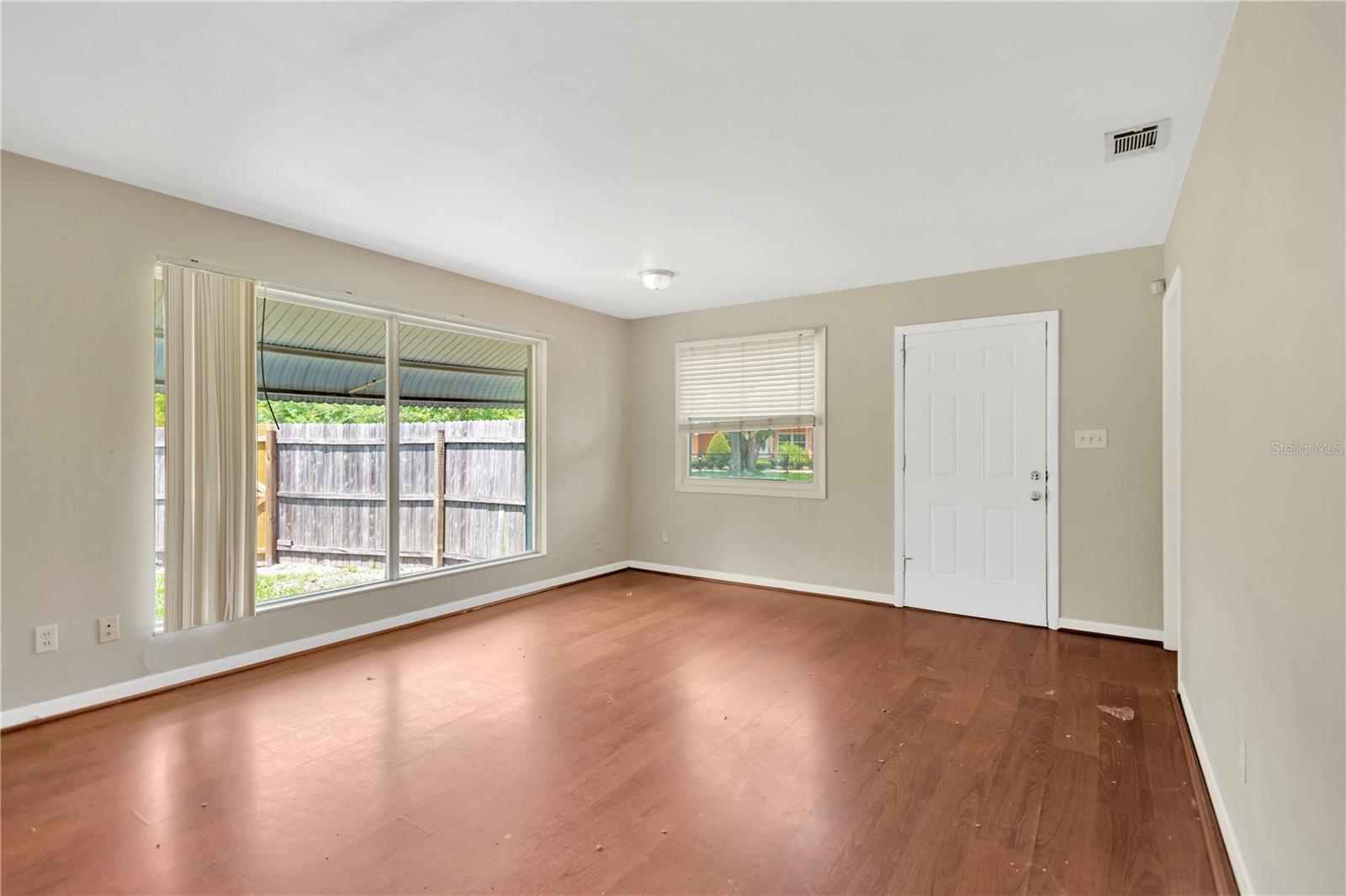 Image 3 of 29 For 6906 Cocos Drive