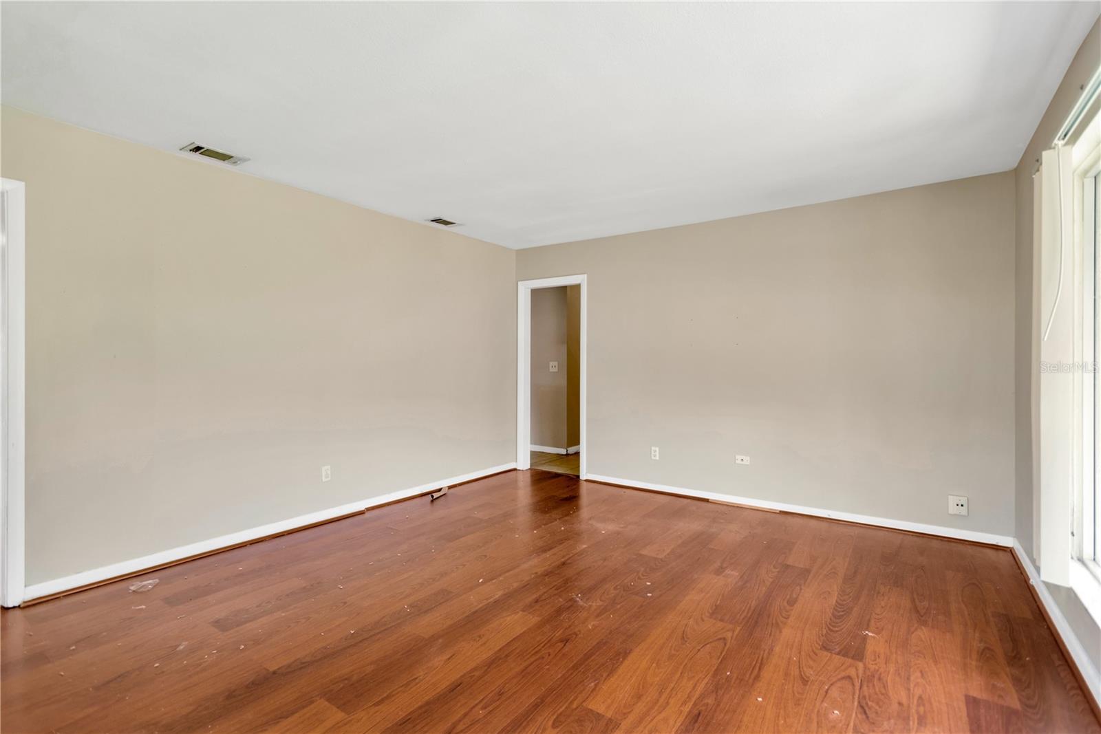 Image 6 of 29 For 6906 Cocos Drive