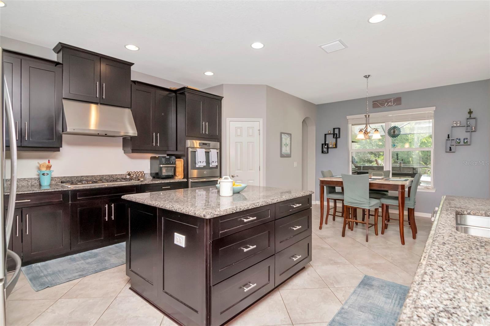 Image 19 of 61 For 26972 Evergreen Chase Drive