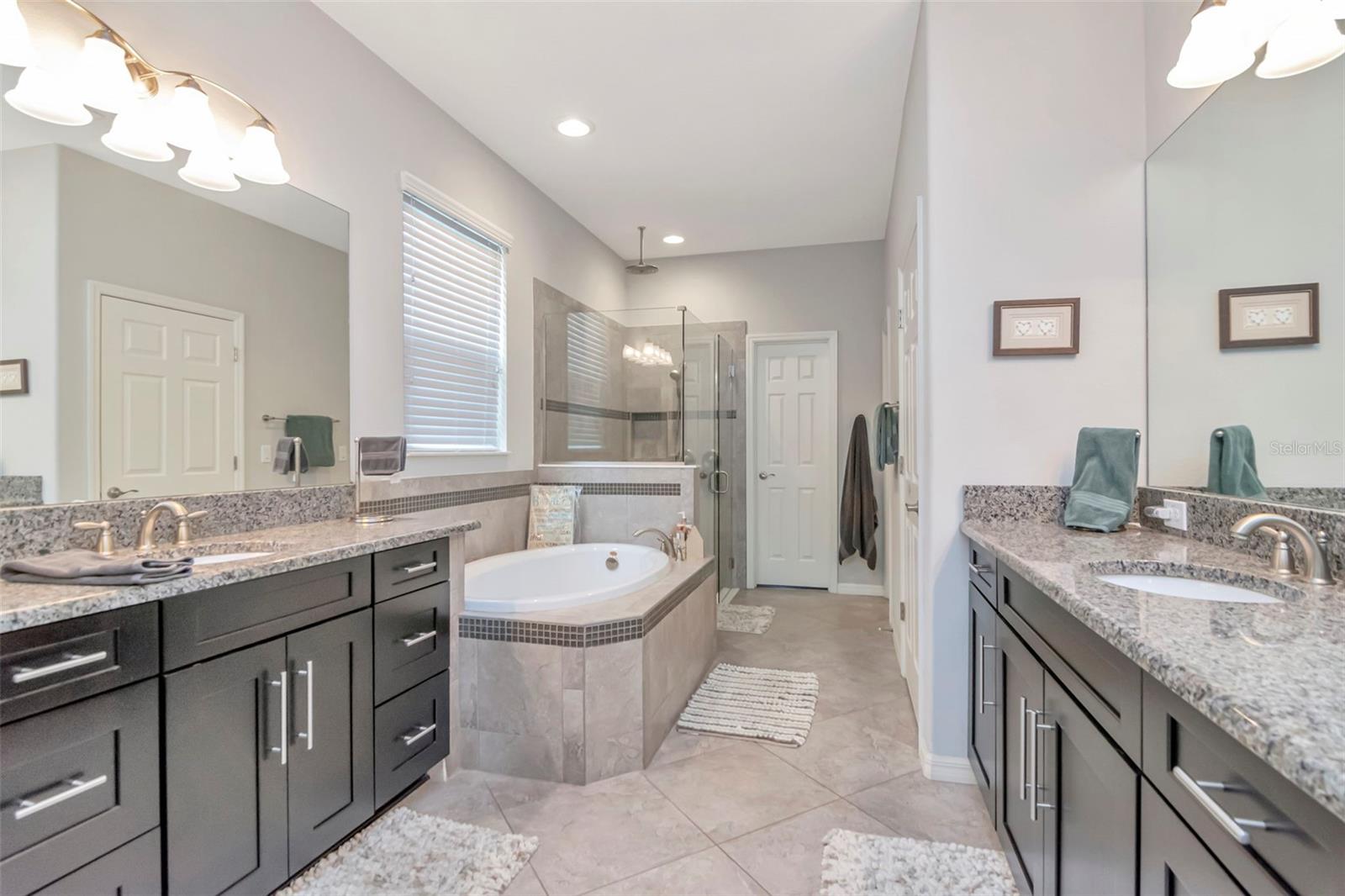 Image 31 of 61 For 26972 Evergreen Chase Drive