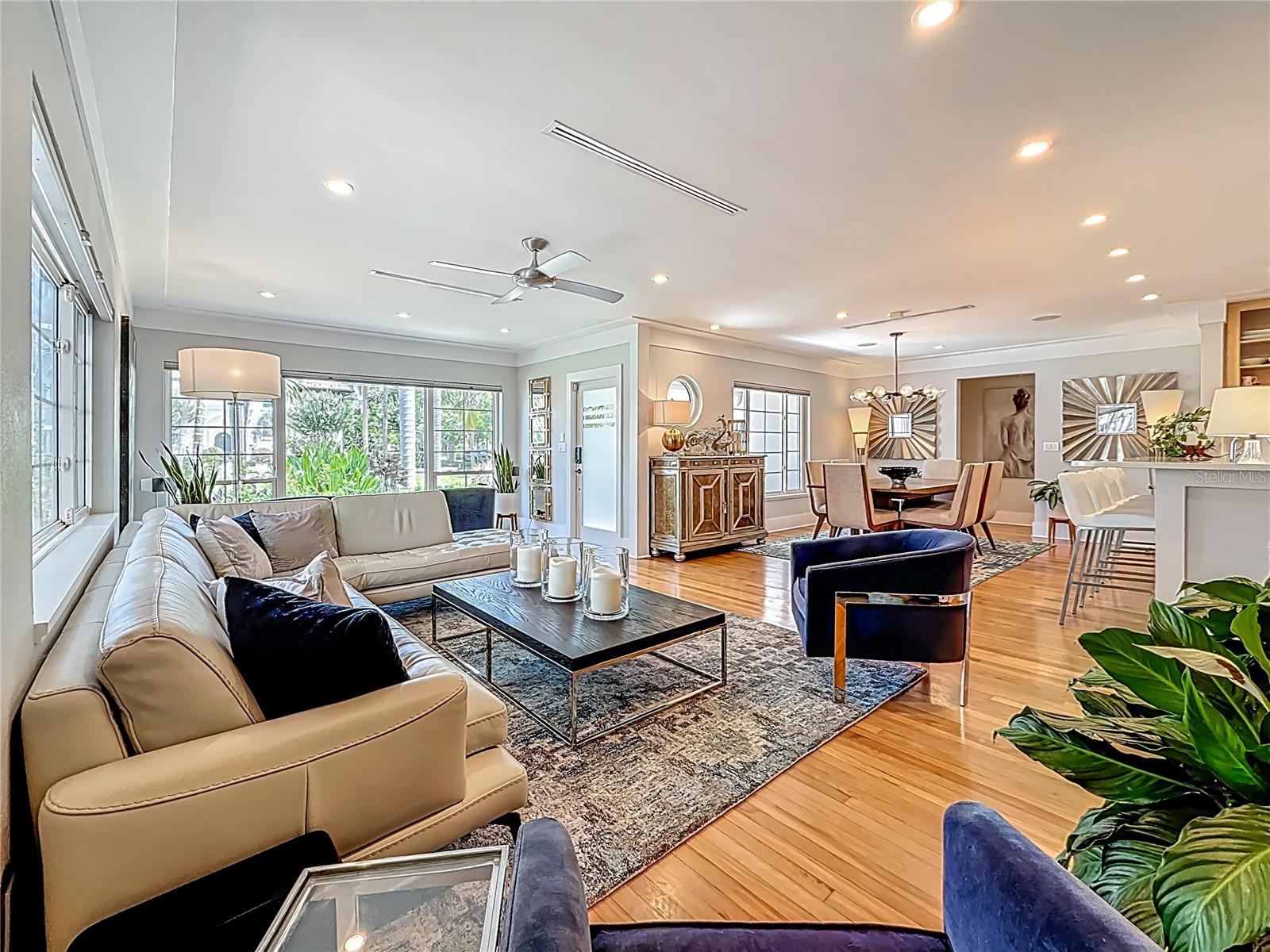 Image 6 of 42 For 301 23rd Avenue Ne
