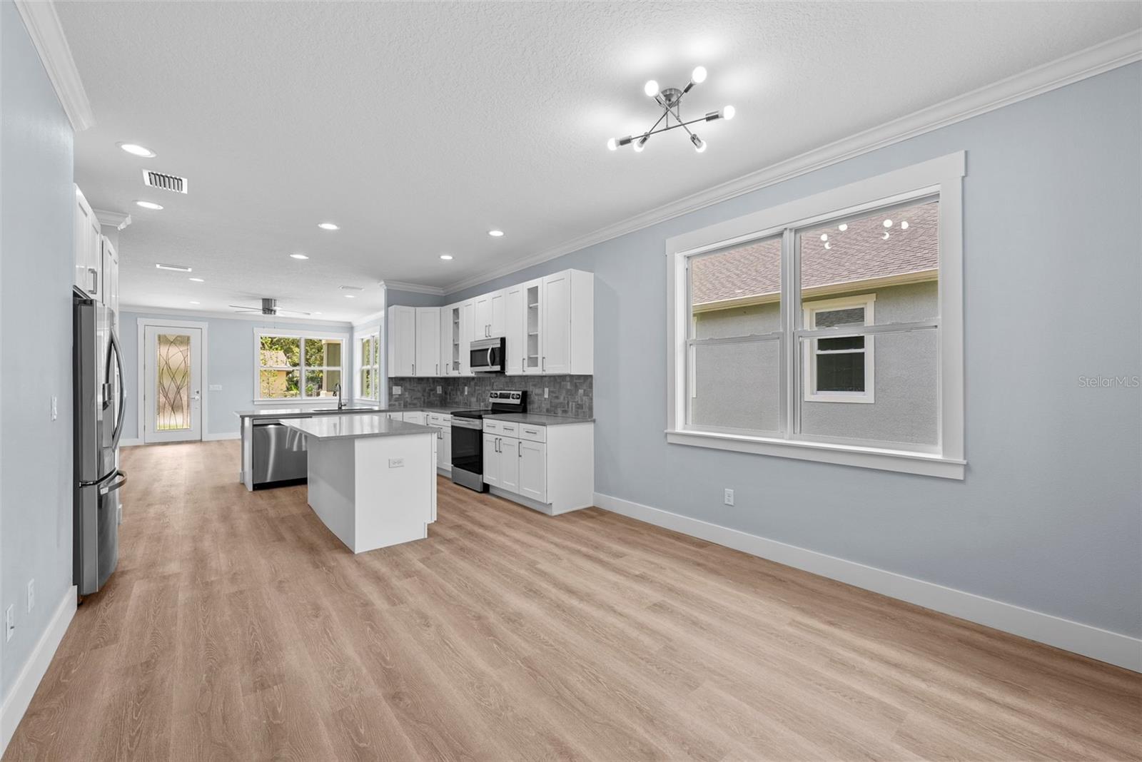 Image 11 of 35 For 5703 20th Street