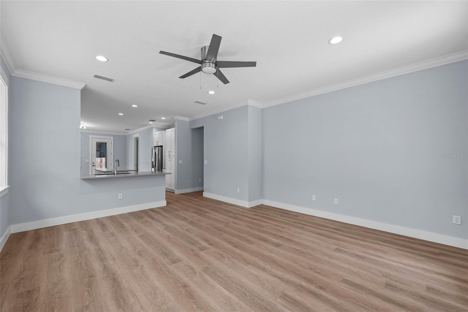 Image 6 of 35 For 5703 20th Street