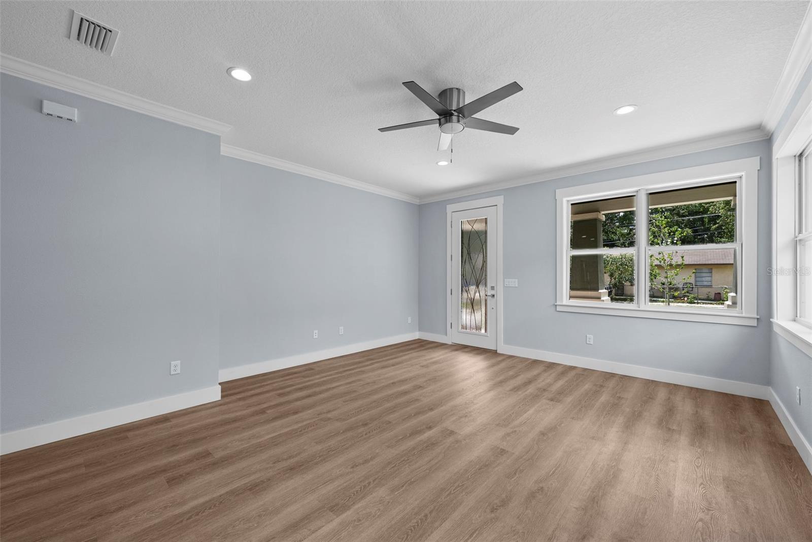 Image 7 of 35 For 5703 20th Street