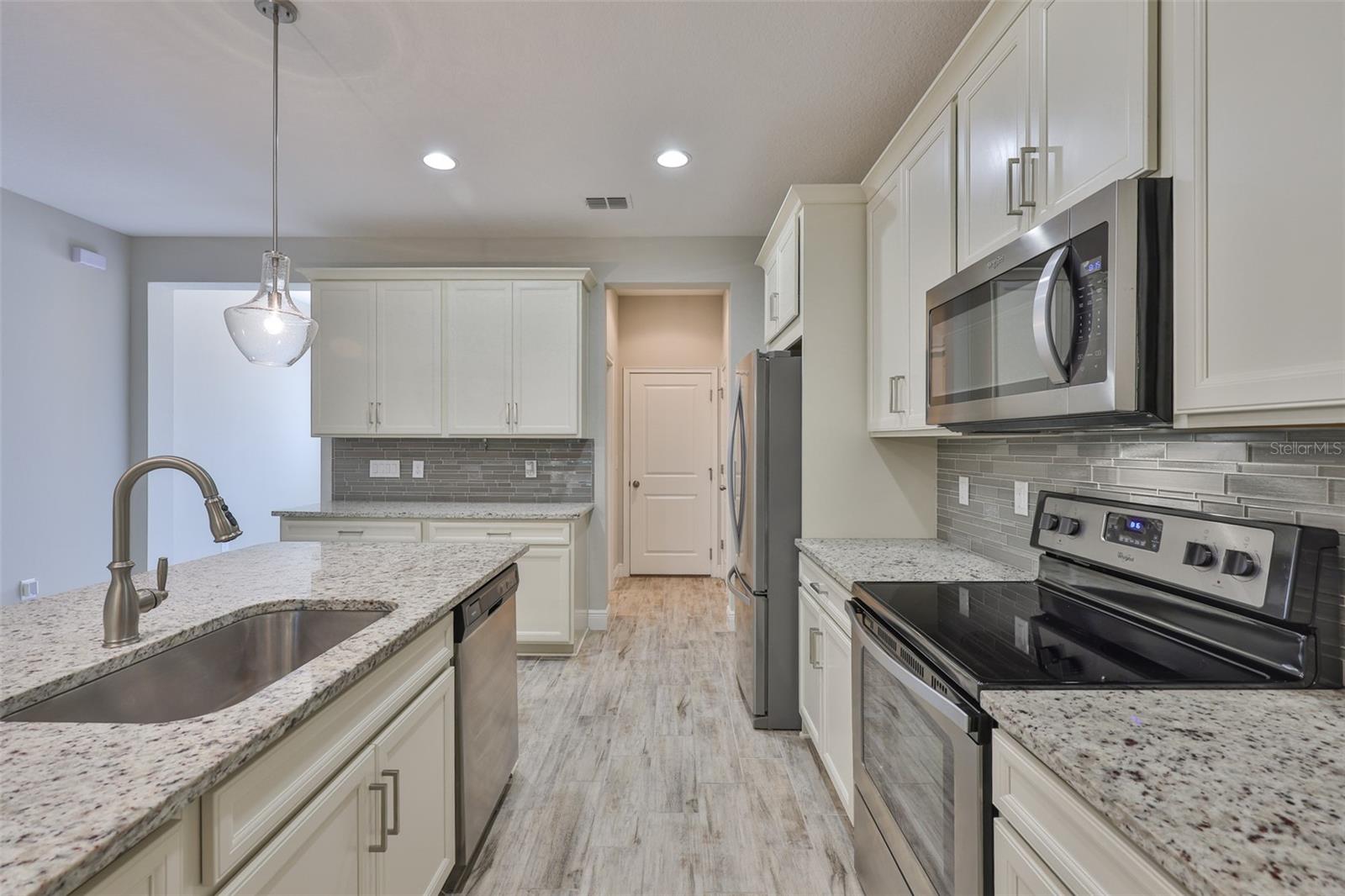 Image 17 of 42 For 17834 Althea Blue Place