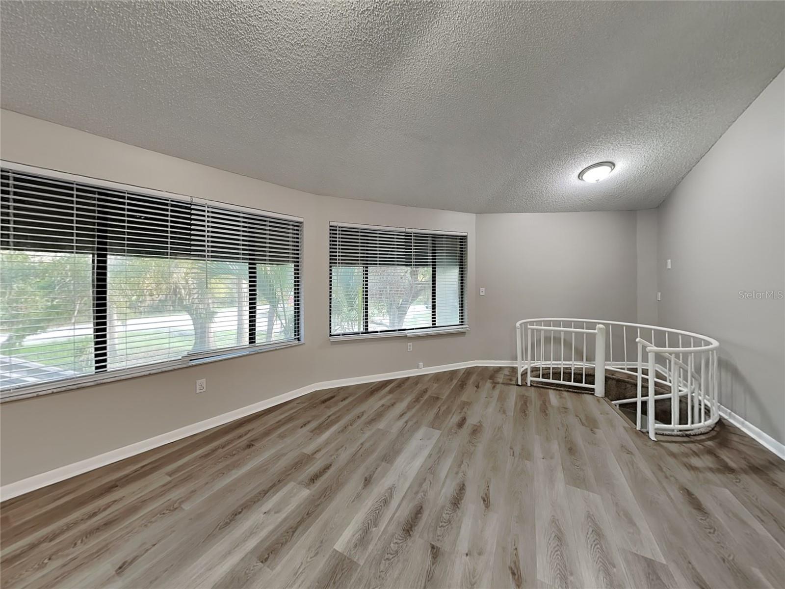 Image 3 of 17 For 903 Hagle Park Road