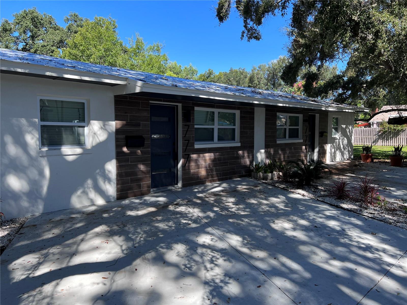 Image 23 of 38 For 777 12th Avenue N