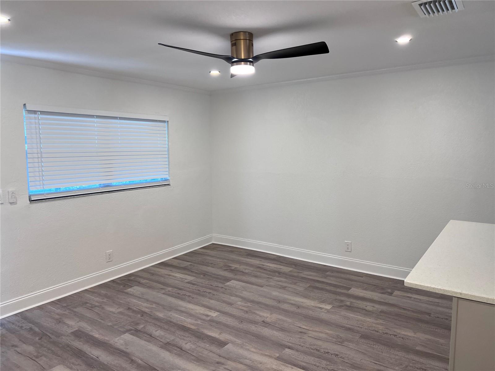 Image 8 of 38 For 777 12th Avenue N