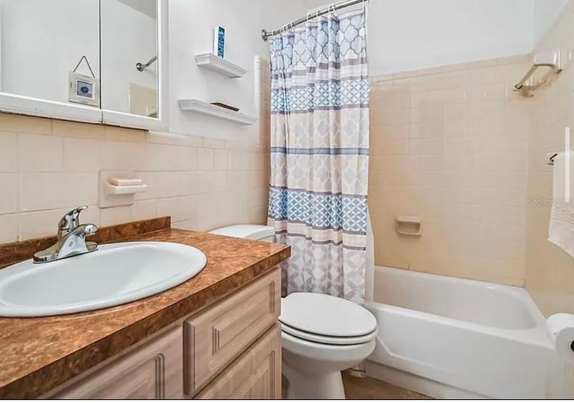 Image 8 of 10 For 8425 112th Street 203