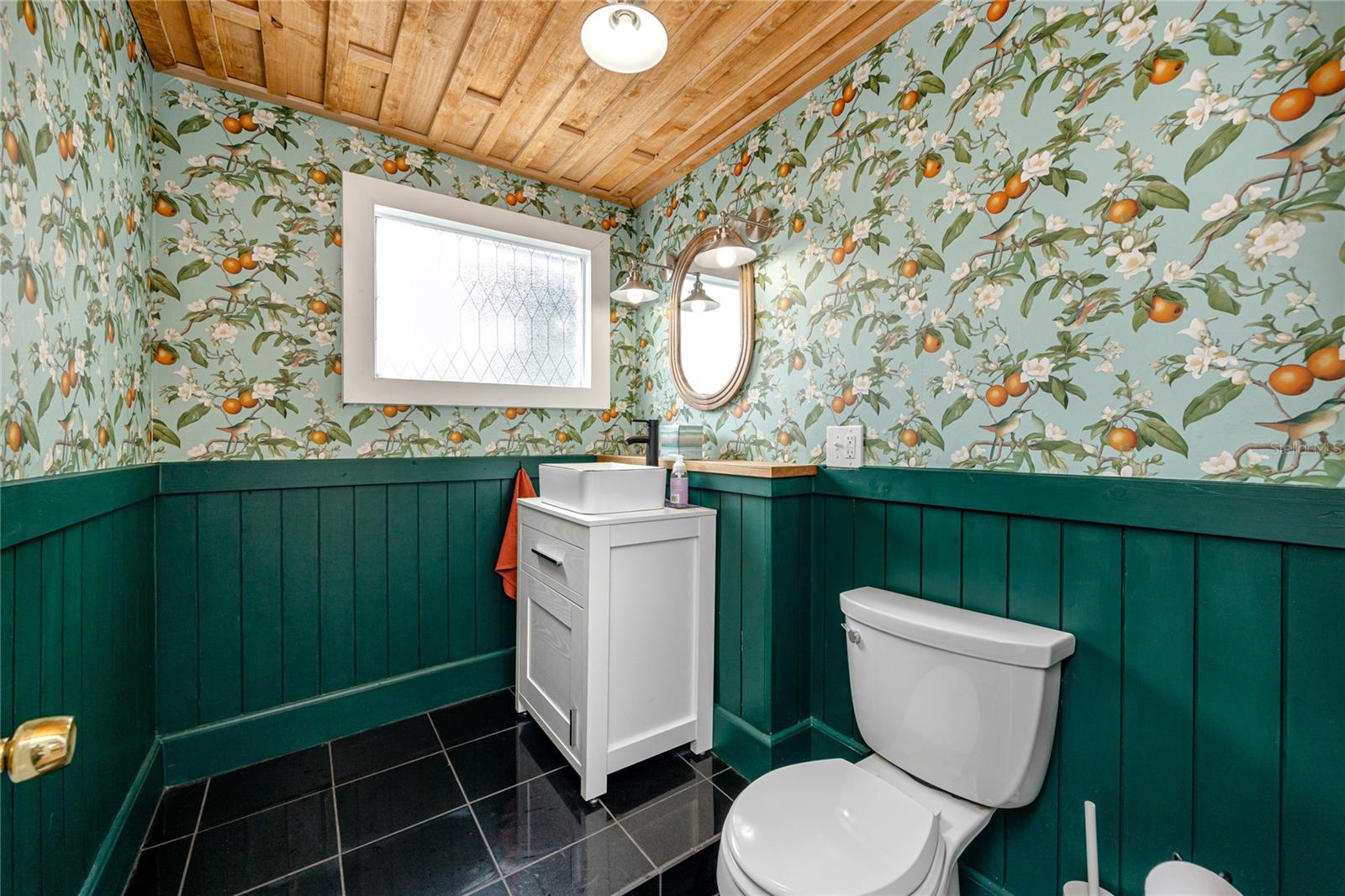Image 16 of 84 For 6619 Livingston Avenue N