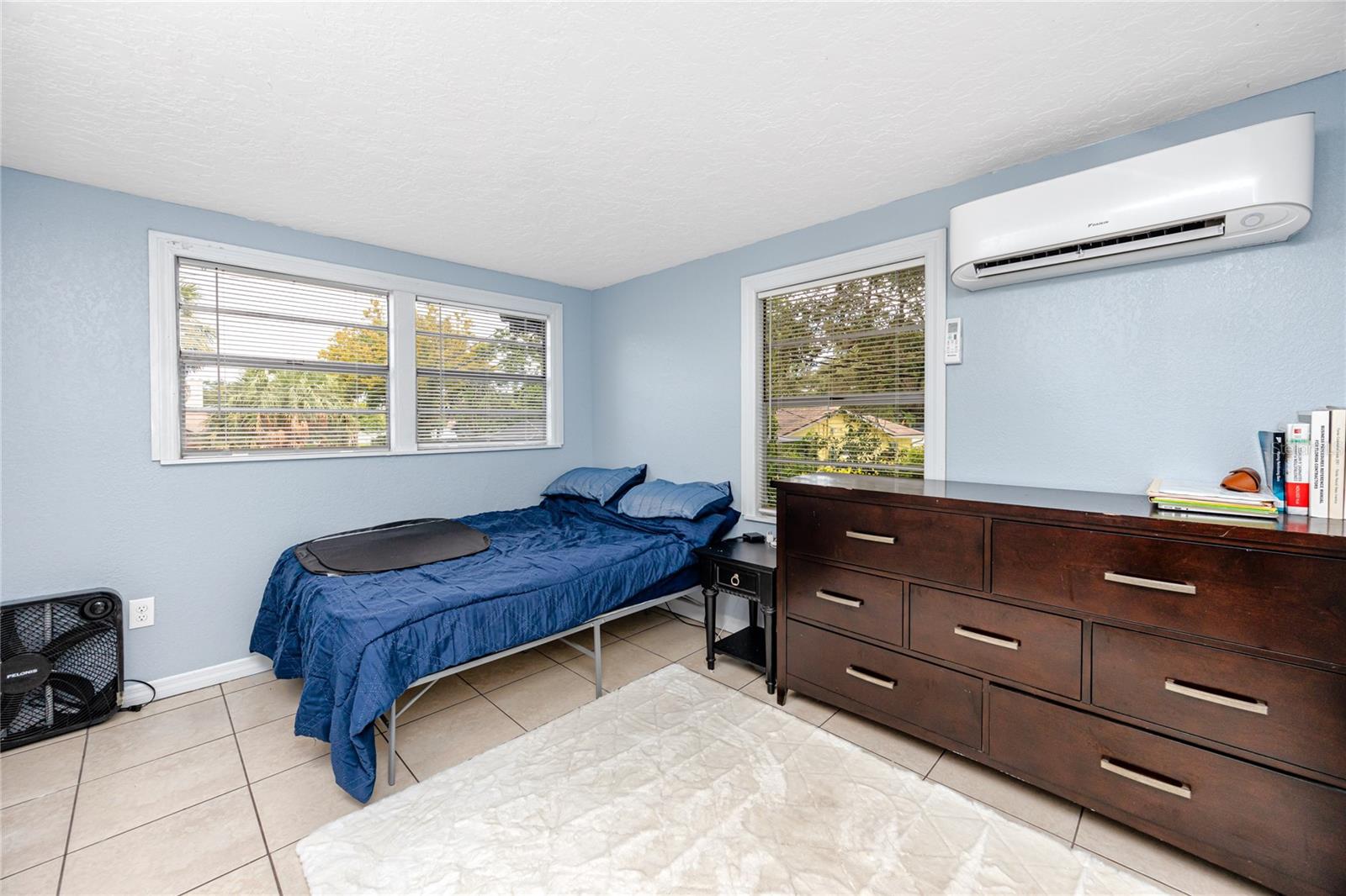 Image 69 of 84 For 6619 Livingston Avenue N