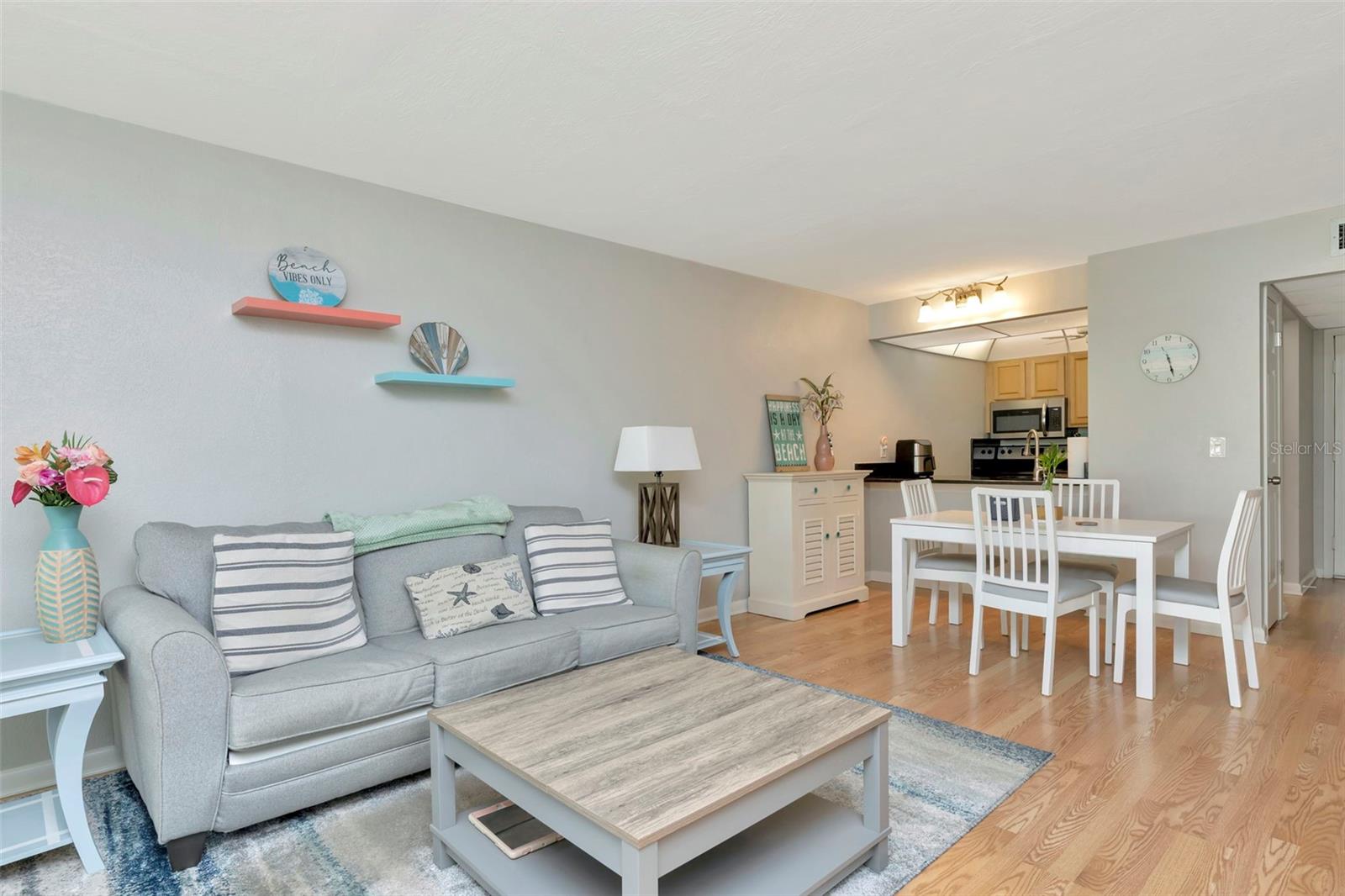 Image 10 of 98 For 14130 Rosemary Lane 3202