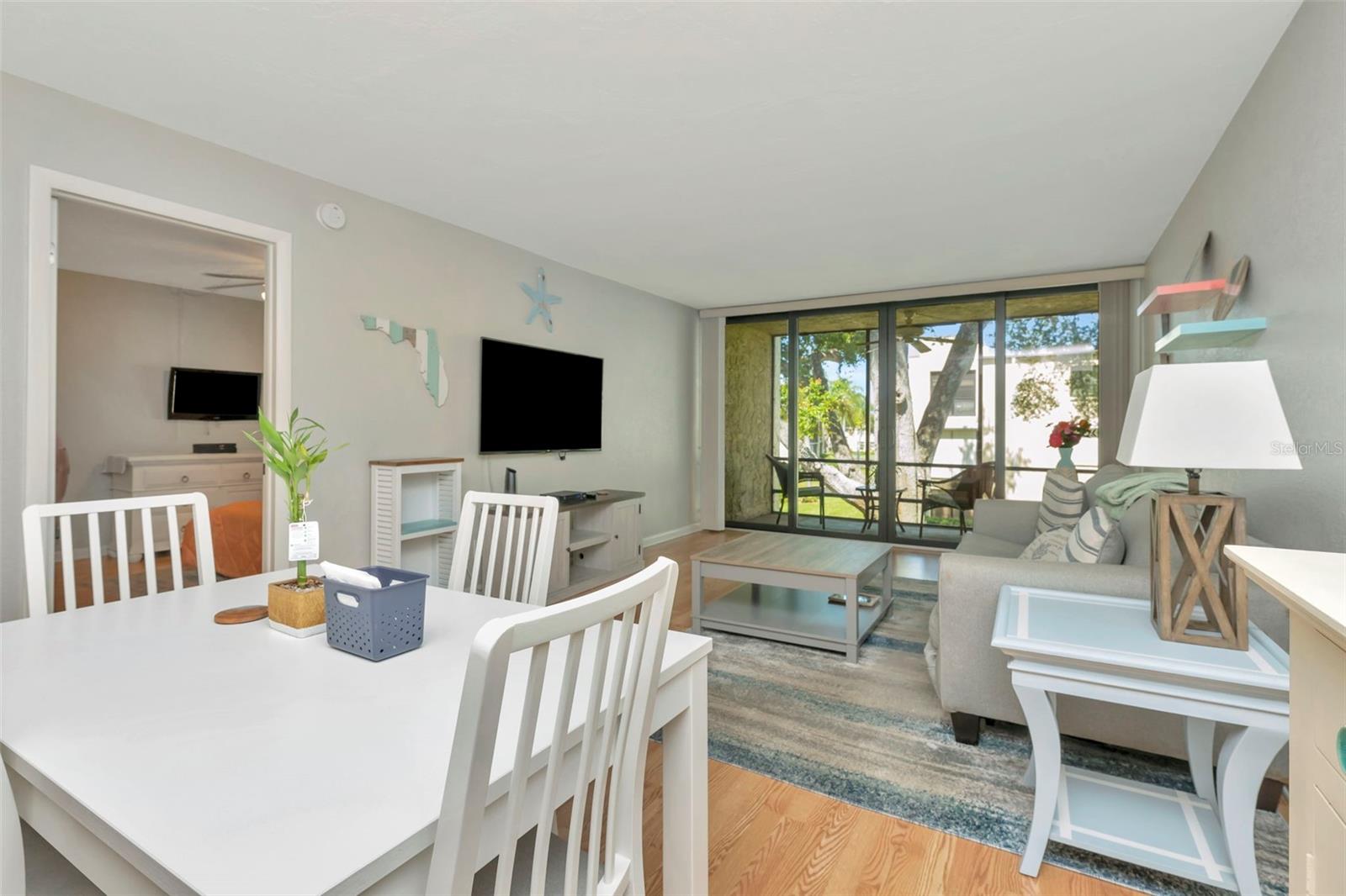 Image 12 of 98 For 14130 Rosemary Lane 3202