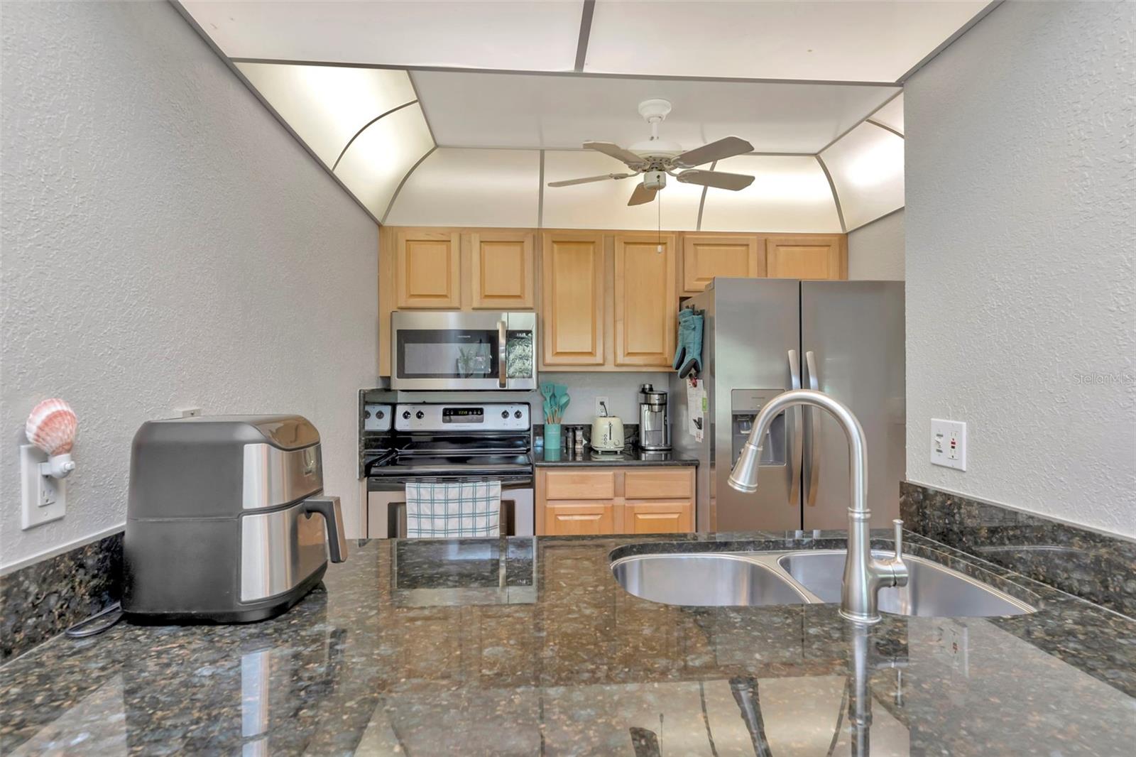 Image 14 of 98 For 14130 Rosemary Lane 3202