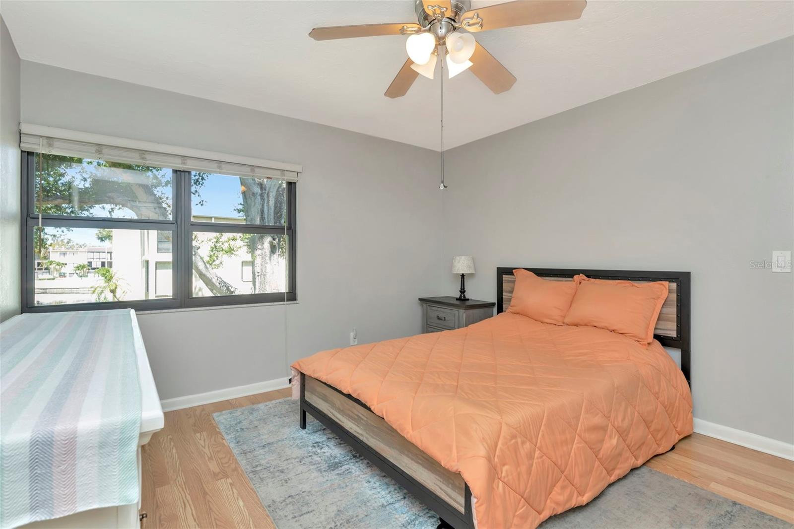 Image 28 of 98 For 14130 Rosemary Lane 3202