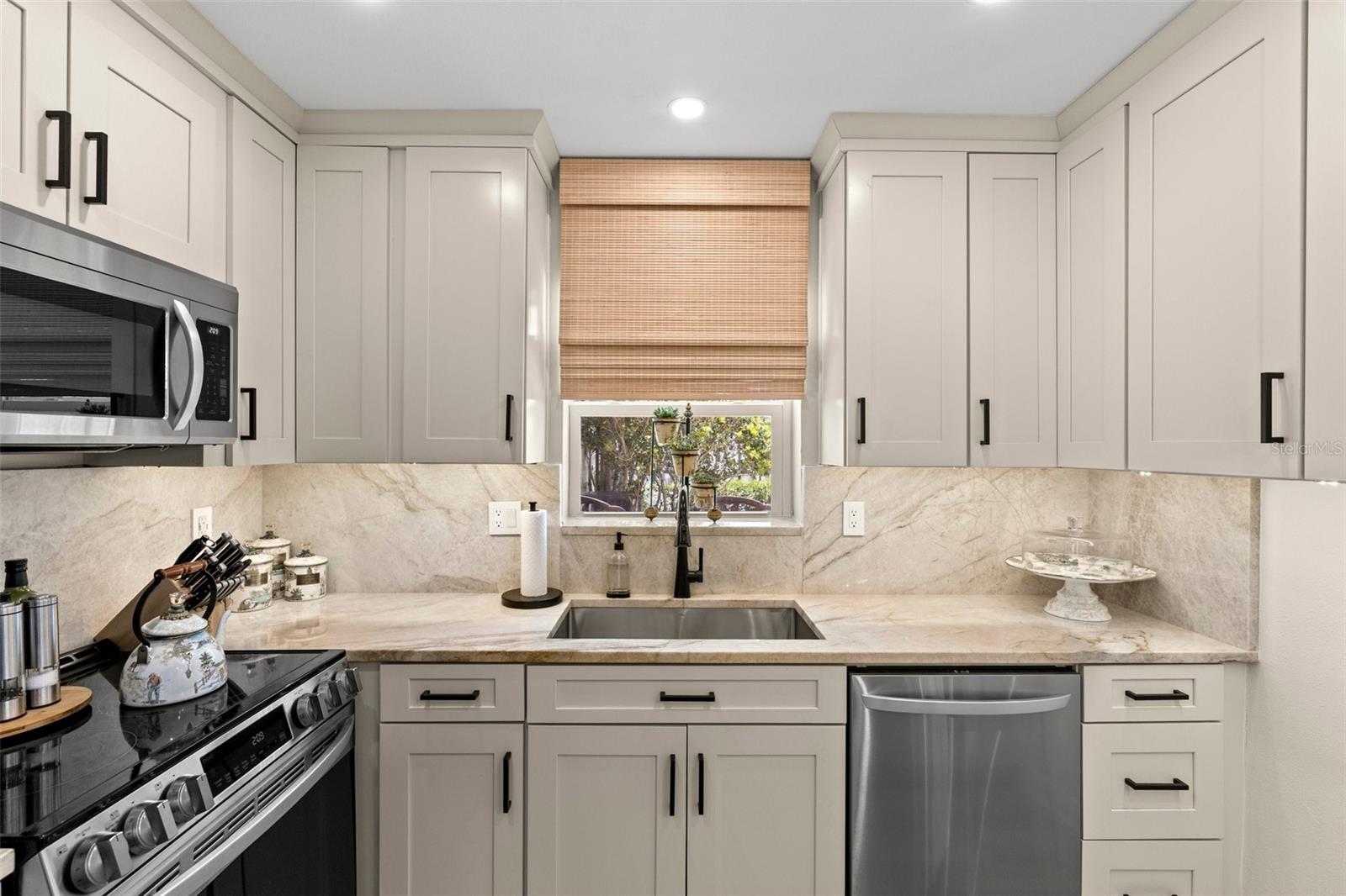 Image 3 of 46 For 4214 Harbor House Drive