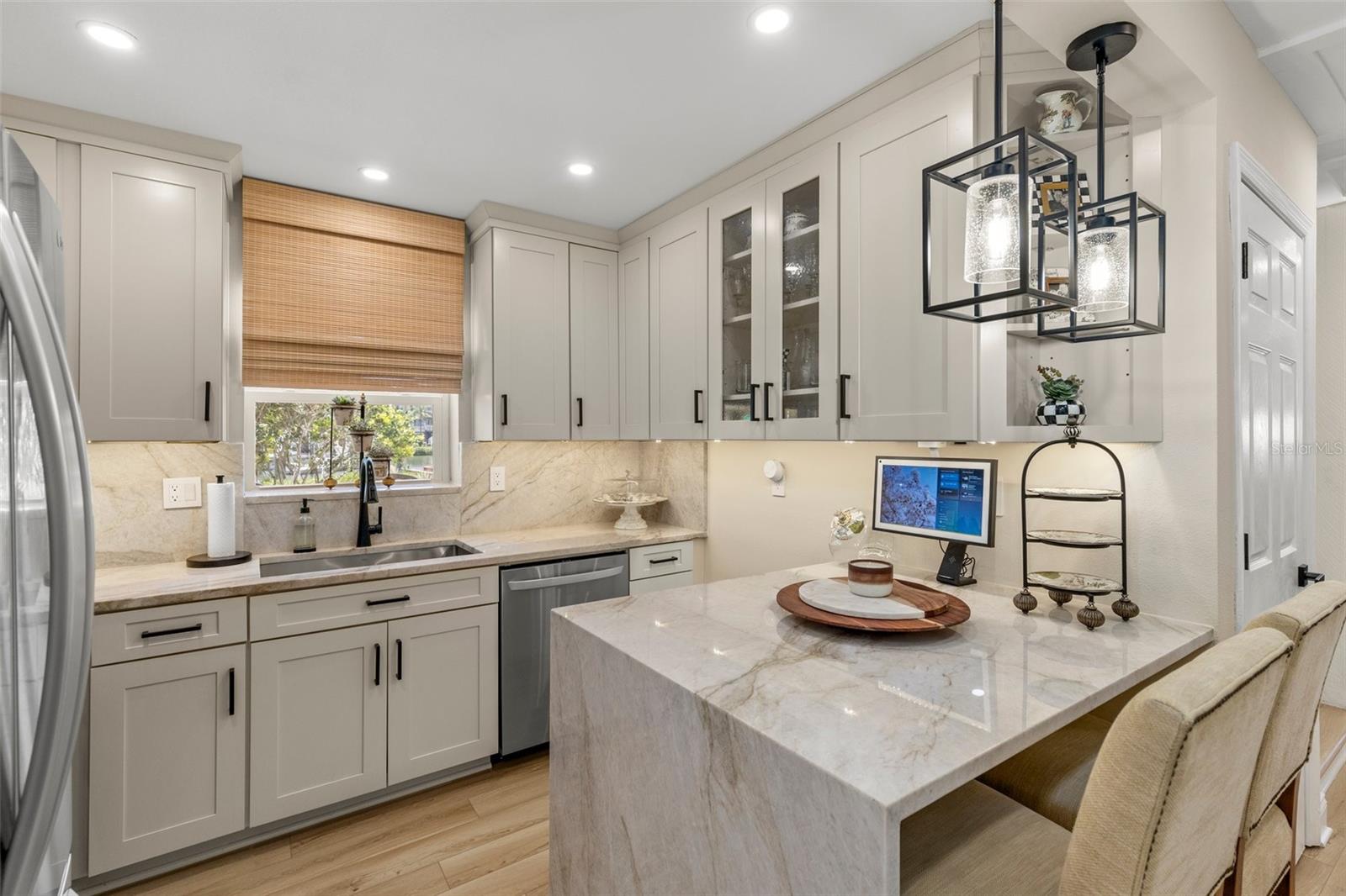 Image 7 of 46 For 4214 Harbor House Drive
